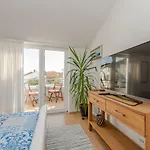 Romantic Oasis Apartamento Zadar