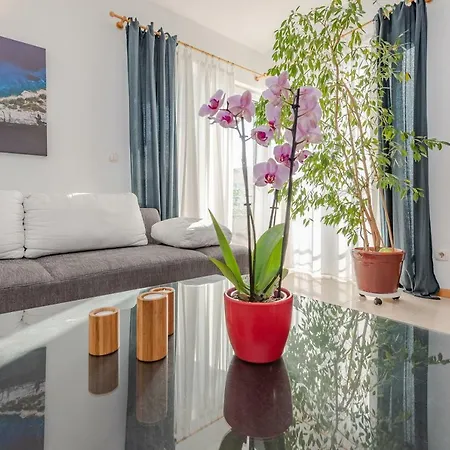 Romantic Oasis * זאדאר
