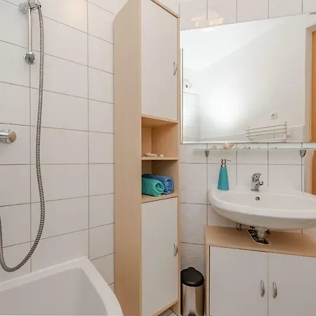 Romantic Oasis Apartman Zára