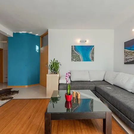 Romantic Oasis Apartman Zára