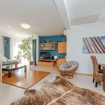 Romantic Oasis Apartment *