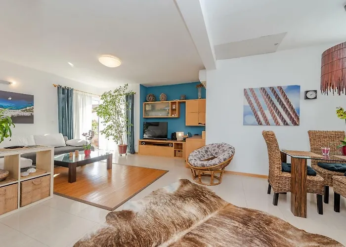 Romantic Oasis דירה *