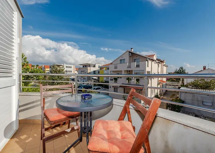 Romantic Oasis Lägenhet Zadar